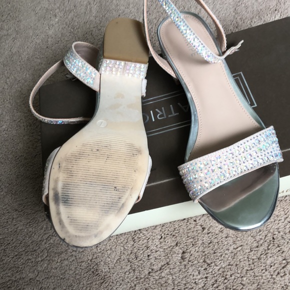 Maripé Women’s Strut Sandal - Picture 6 of 6